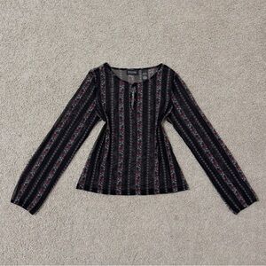 Black Vintage Top!